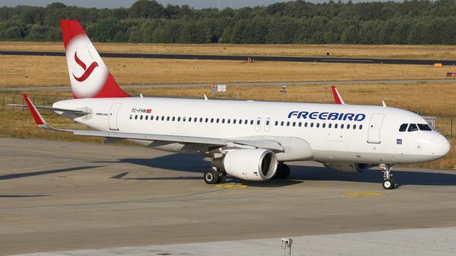 TC-FHN:Airbus A320-200:Freebird Airlines